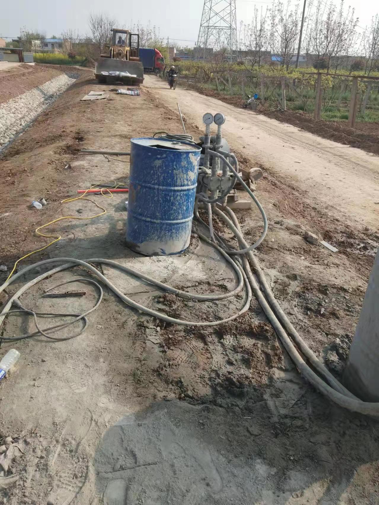 科尔沁顶管注浆